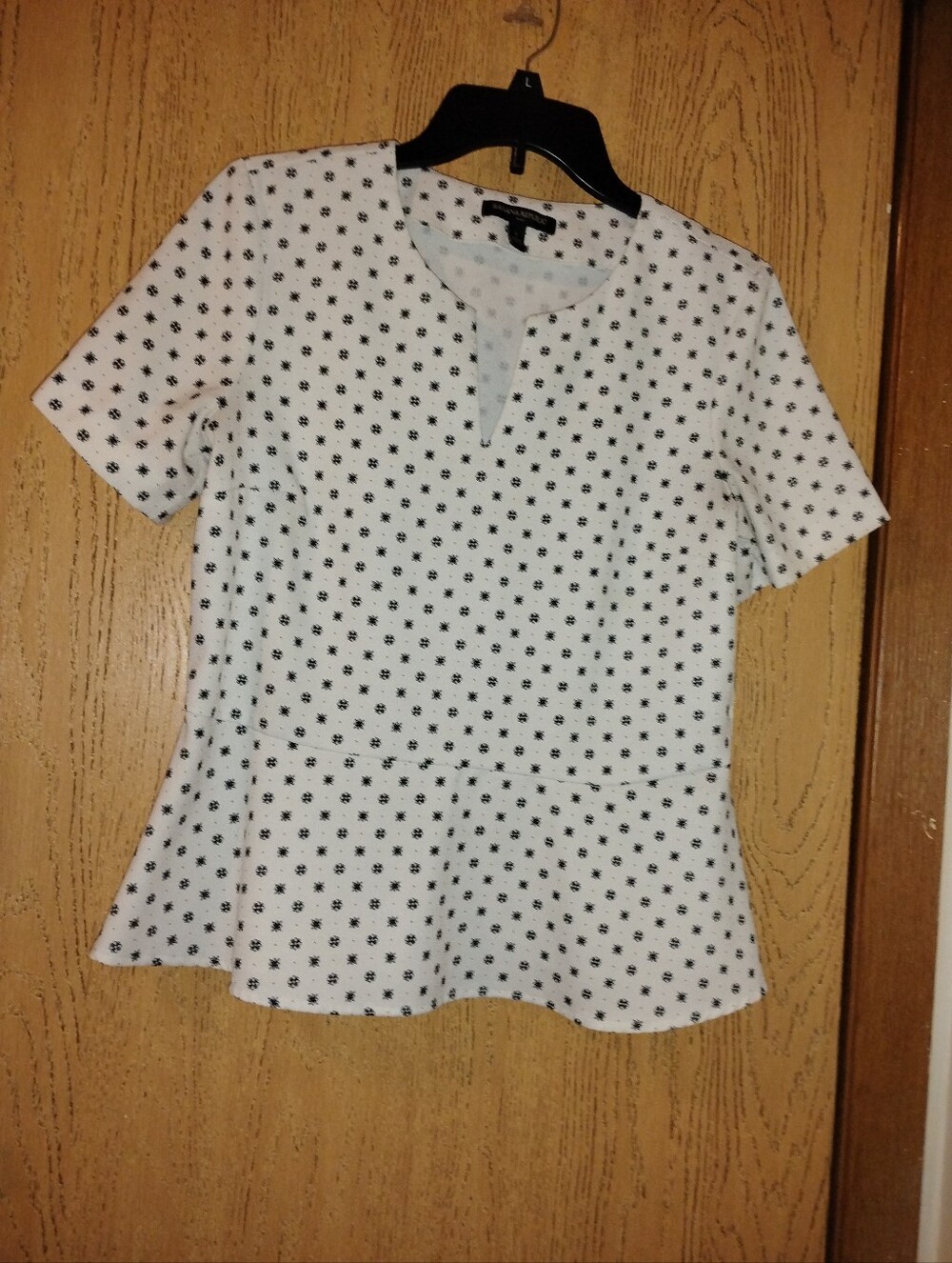Banana Republic Women's Black & White Floral Print Peplum Top - Size Small
